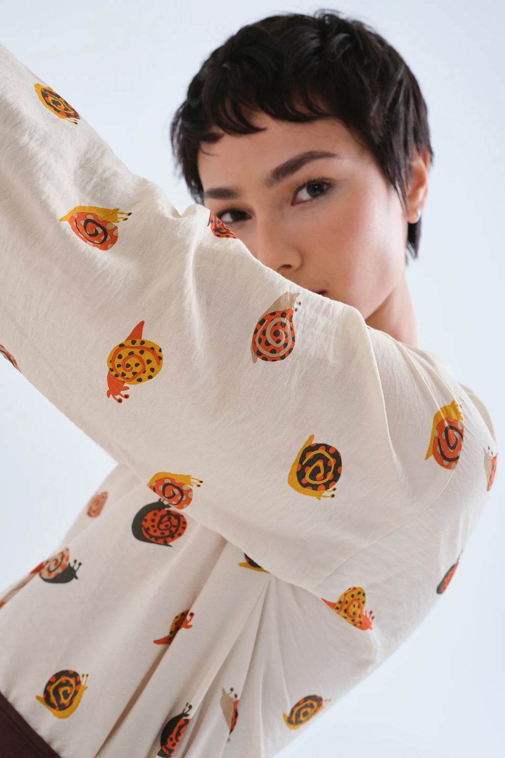 63C/11016 CAMISA CARACOLES COMPAÑÍA FANTÁSTICA