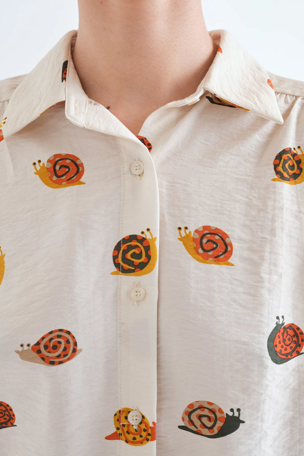 63C/11016 CAMISA CARACOLES COMPAÑÍA FANTÁSTICA