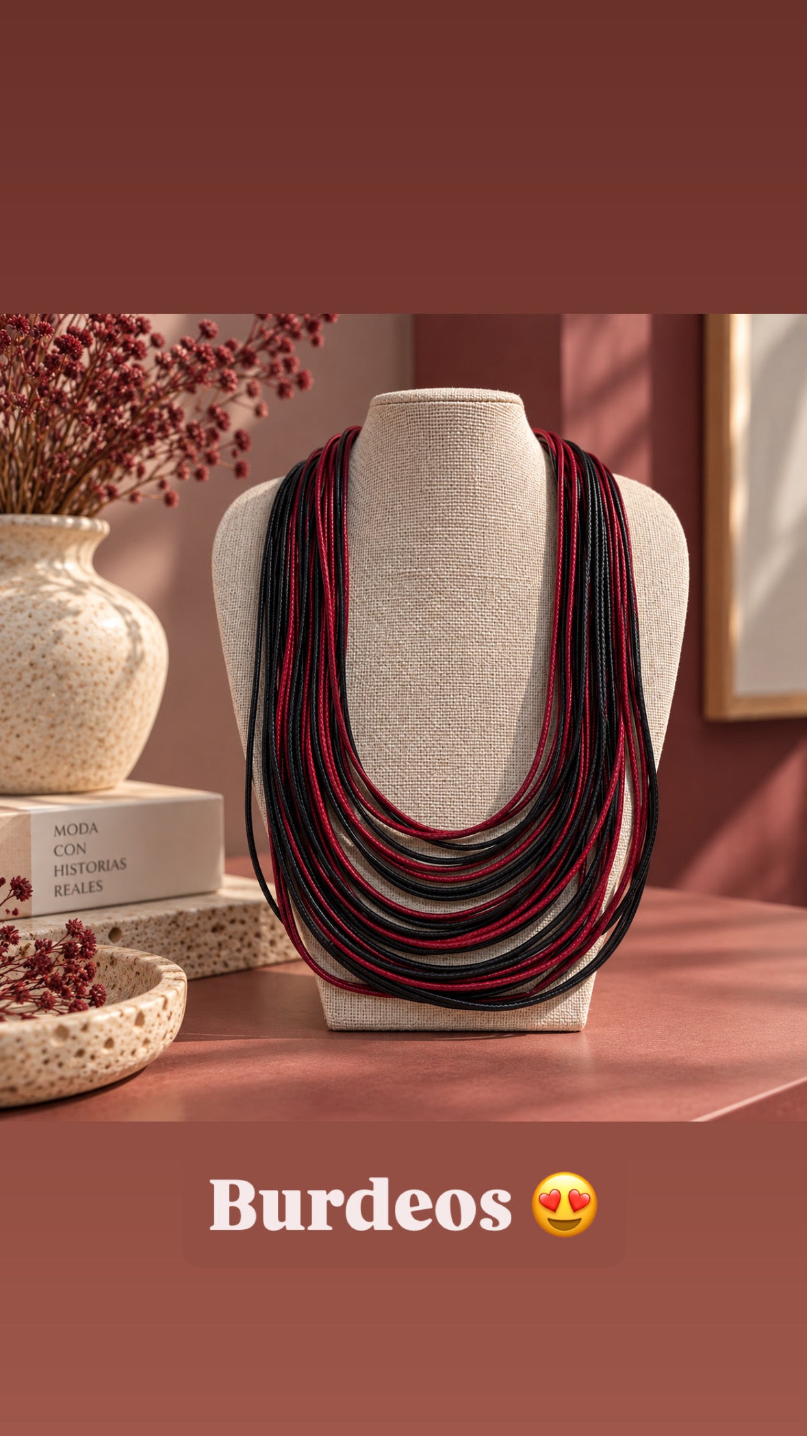 COLLAR BURDEOS